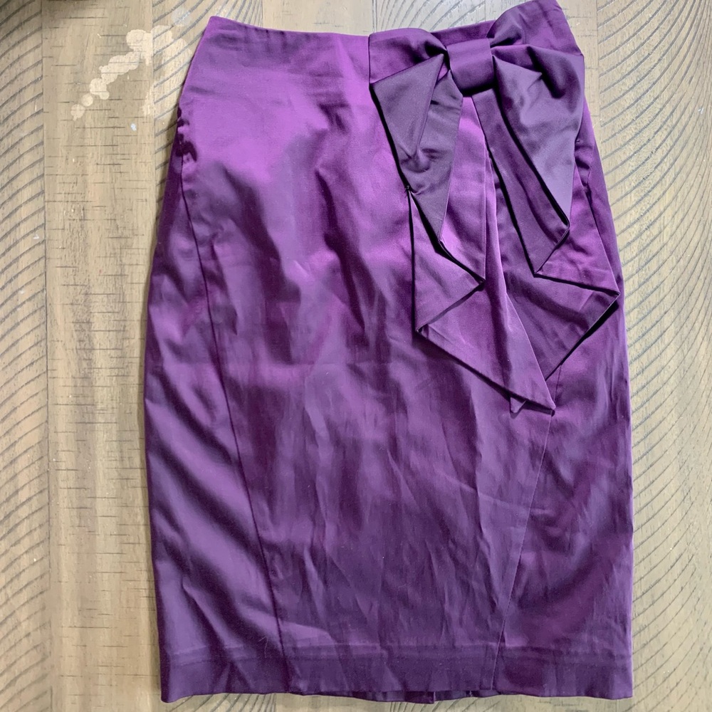H&M Side Bow Skirt Deep Purple size 2 Lined w Slit